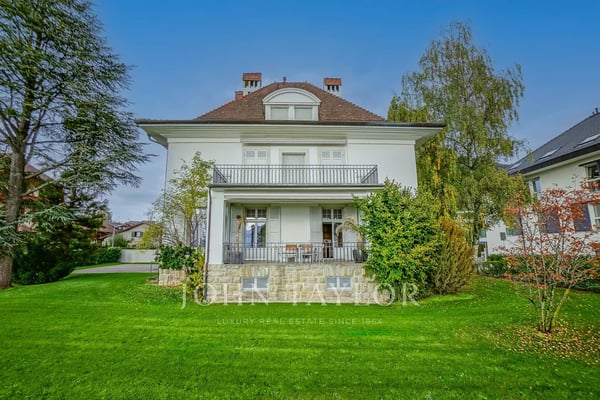 Maison de Maître avec vue spectaculaire sur le lac 8