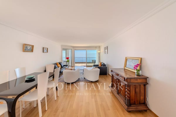 Appartement d'exception à louer ? Première ligne du lac Léman 4
