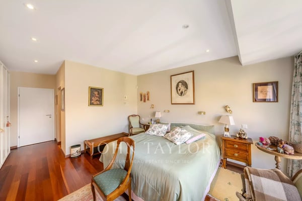 Appartement duplex d'exception en attique 4