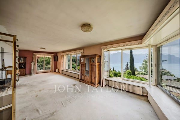 Propriété à rénover avec vue exceptionnelle dans les hauteurs de Montreux 10