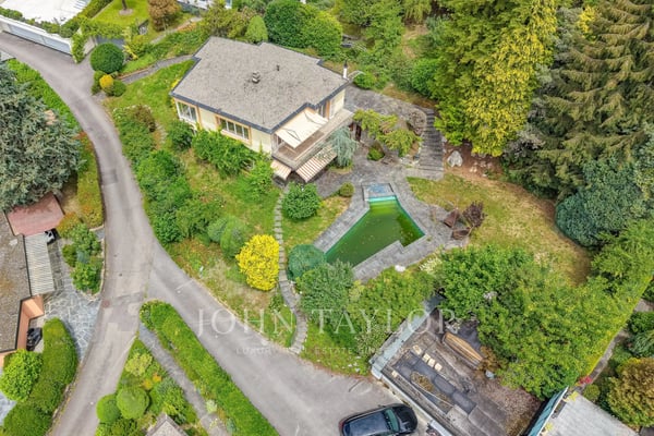 Propriété à rénover avec vue exceptionnelle dans les hauteurs de Montreux 3