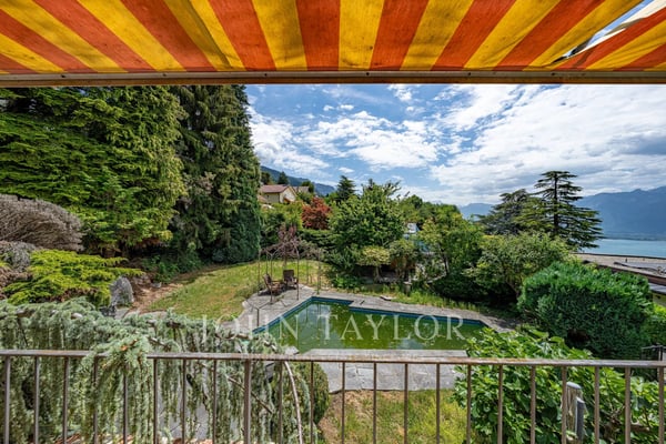 Propriété à rénover avec vue exceptionnelle dans les hauteurs de Montreux 11