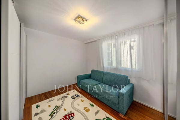 Rare à la vente ? Superbe attique de 4.5 pièces au coeur de Montreux 12