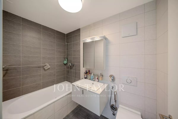 Rare à la vente ? Superbe attique de 4.5 pièces au coeur de Montreux 9