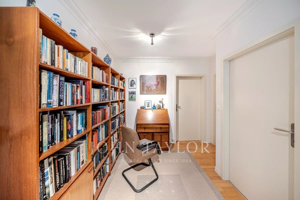 Appartement de 4.5 pièces aux portes de la ville 9