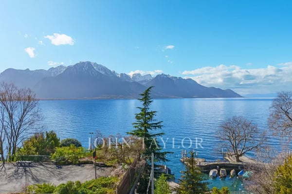 Élégant appartement de caractère avec vue imprenable sur le lac Léman 6