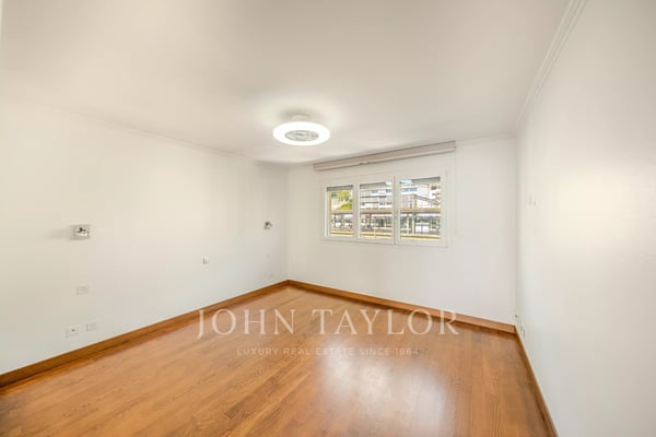 Magnifique appartement de 4.5 pièces avec balcon et vue imprenable sur le lac et les montagnes 13