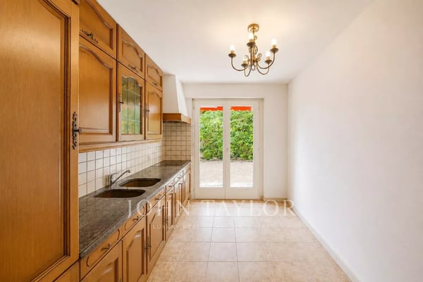 Appartement de 2.5p au coeur de Montreux 7