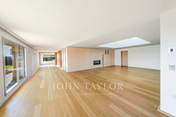 PENTHOUSE avec vue lac exceptionnelle 3