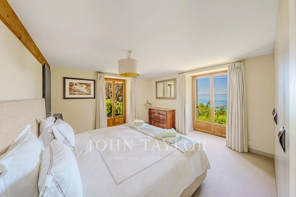 Magnifique propriété avec vue époustouflante 10