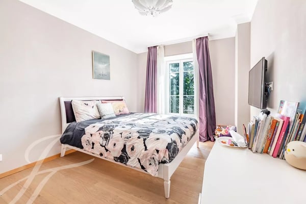 Appartement de standing en plein coeur de Montreux 10