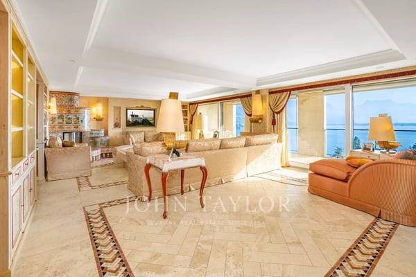OFF-MARKET! Appartement exceptionnel dans résidence luxueuse 5