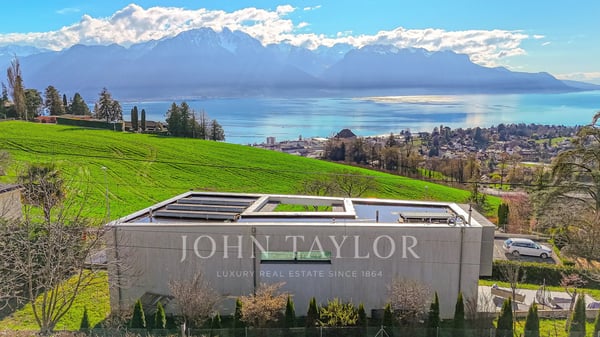 Villa contemporaine avec vue panoramique à Brent 2
