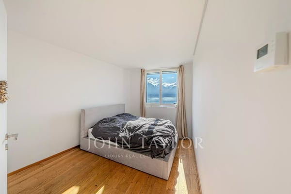 Villa contemporaine avec vue panoramique à Brent 7
