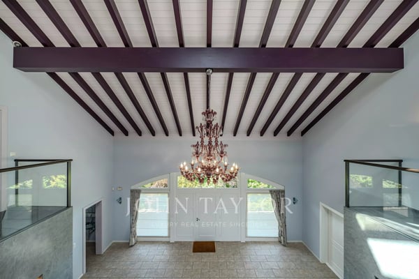 Magnifique propriété avec vue imprenable à Givrins 6