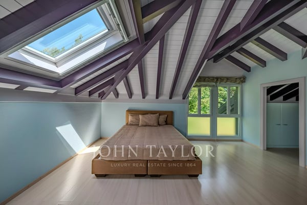 Magnifique propriété avec vue imprenable à Givrins 11