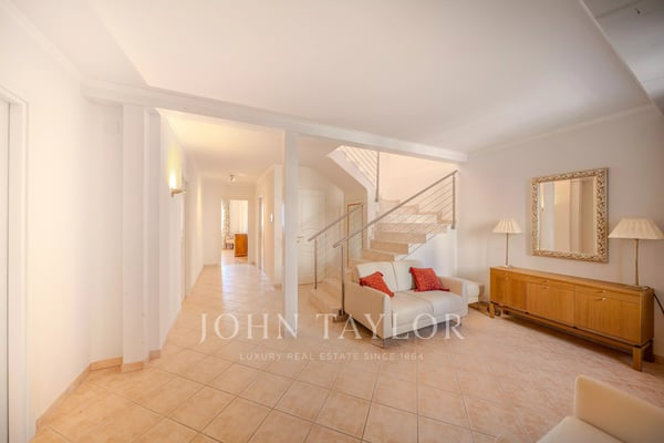Appartement face au lac au coeur de Montreux 2