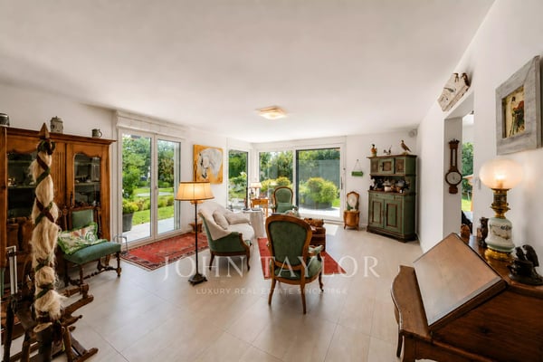 Magnifique souplex avec jardin dans une résidence moderne 3