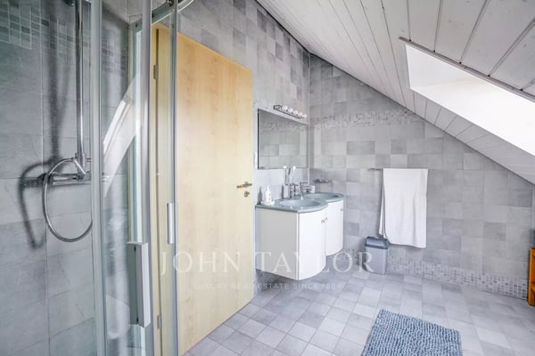 Villa individuelle avec piscine et vue panoramique 13