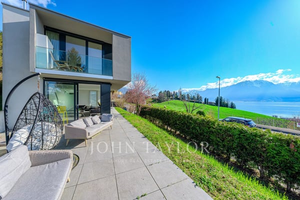 Villa contemporaine avec vue panoramique à Brent 13