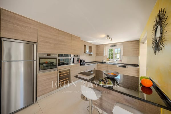 Villa avec familiale avec piscine 9
