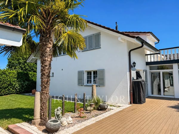 Villa avec familiale avec piscine 3