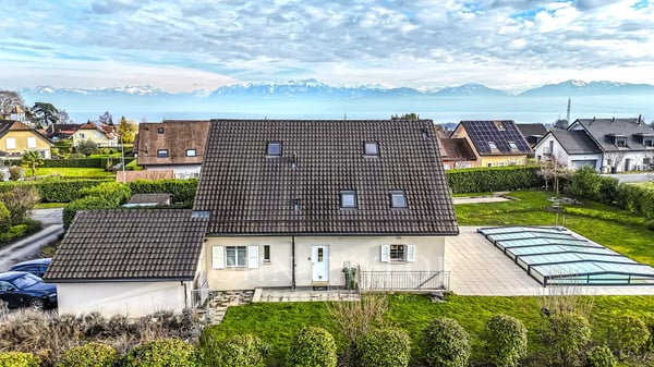 Superbe propriété individuelle avec piscine située dans le très recherché village de Denens 2