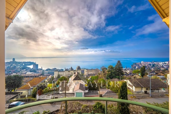 EN EXCLUSIVITÉ : Propriété d'exception avec vue panoramique 3