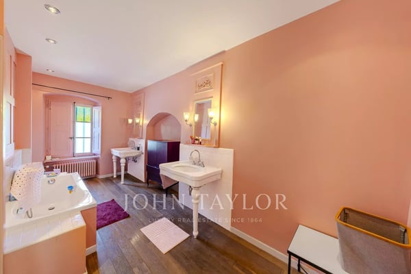 Magnifique domaine avec maison de maître du XVIIIème siècle 12