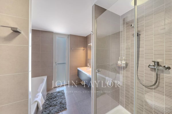 Superbe appartement contemporain avec vue sur le lac à Montreux 12