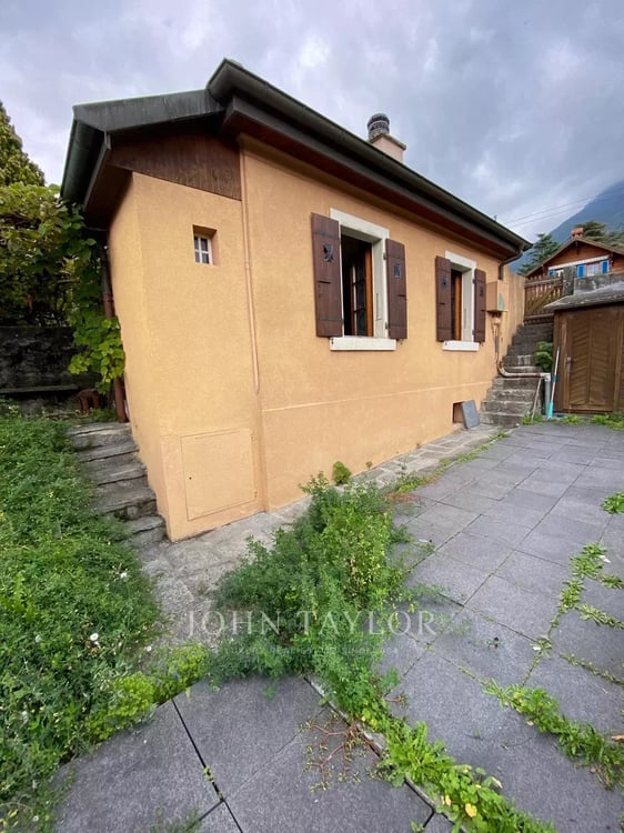 Local commercial rénové avec jardin 5