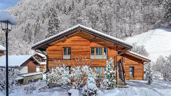 Immeuble 4.84% de rendement ? Les Plans-sur-Bex 6