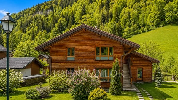Immeuble 4.84% de rendement ? Les Plans-sur-Bex 3