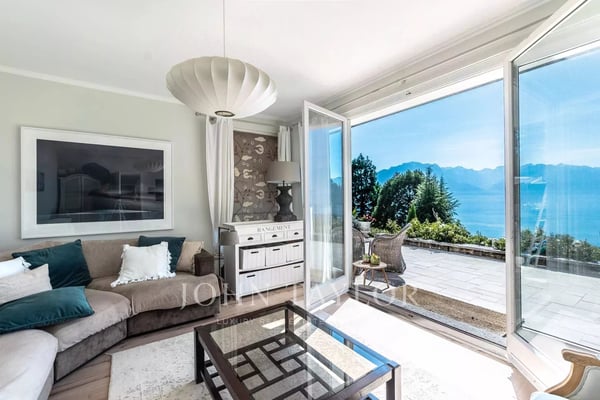 SPECTACULAIRE! Propriété avec piscine et vue panoramique 10