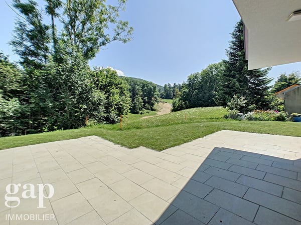 Villa spacieuse de 5.5 pièces à louer à Attalens 7