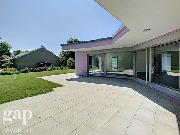 Villa spacieuse de 5.5 pièces à louer à Attalens 8