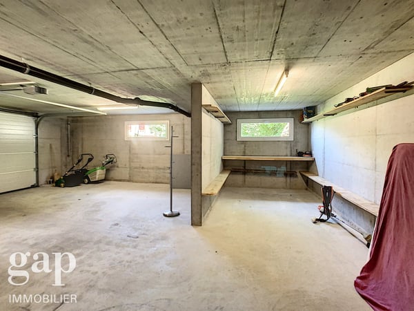 Villa spacieuse de 5.5 pièces à louer à Attalens 9