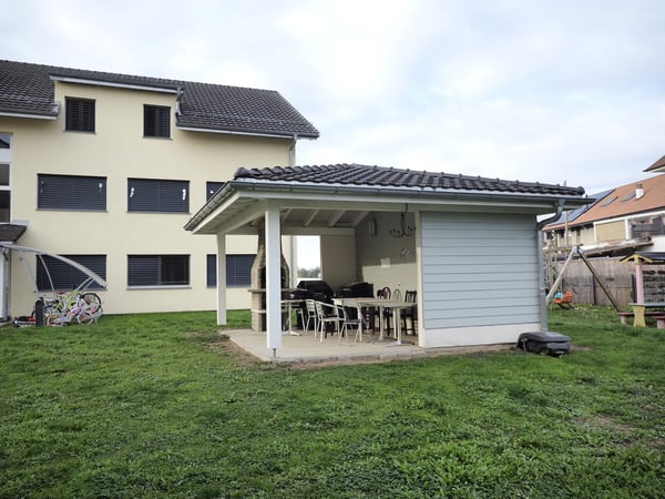 Charmant appartement de 3,5 pièces à Dompierre FR 9