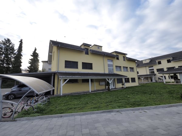 Charmant appartement de 3,5 pièces à Dompierre FR 10
