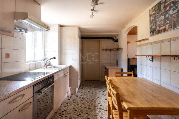 Maison individuelle à rénover à Surpierre 4