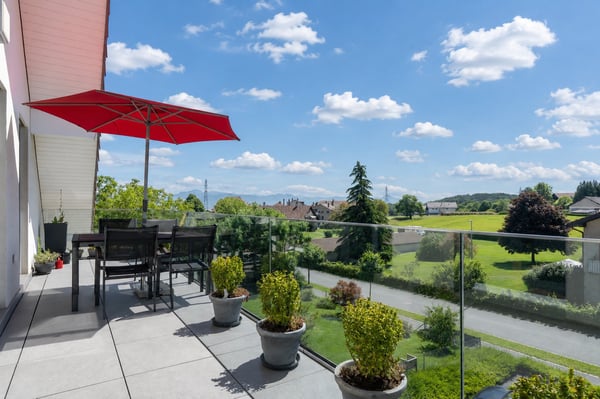 Appartement de 3.5 p. avec vue sur les Alpes et le Jura à Reverolle 9