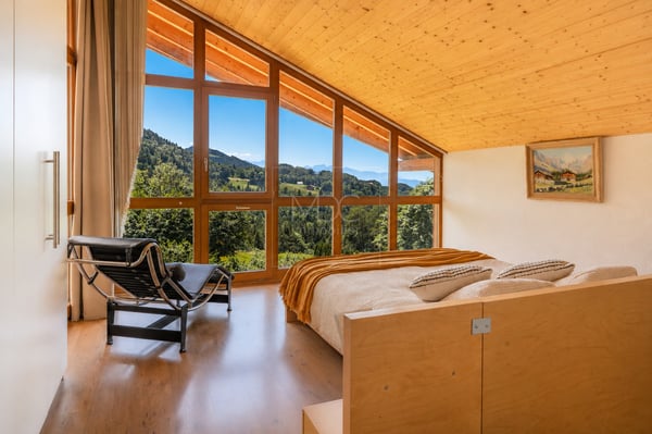 Beau châlet contemporain avec vue panoramique à Châtel-St-Denis 12