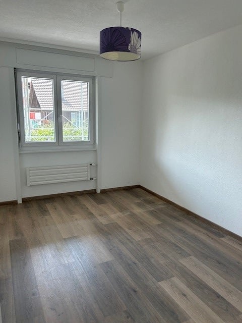Appartement de 5.5 pièces dans un immeuble entièrement rénové au 2e étage avec balcon 6