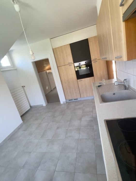 A louer à Avenches - Charmant 3.5 pièces lumineux avec grande terrasse et balcon. 3