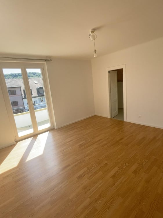 A louer à Avenches - Charmant 3.5 pièces lumineux avec grande terrasse et balcon. 5