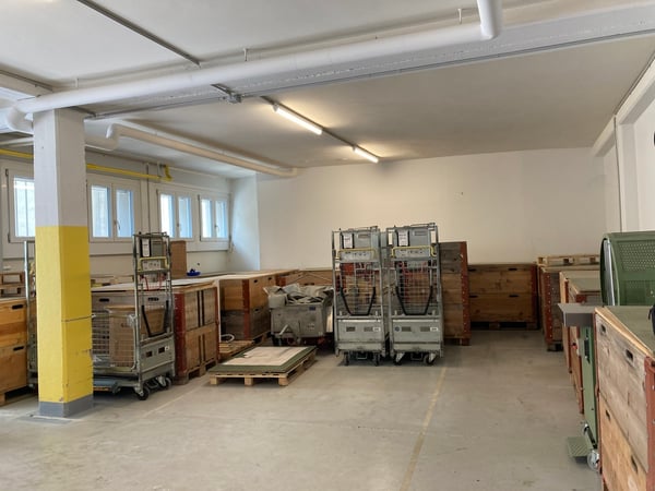 Dépôt situé en plein coeur de Fribourg, facilement accessible 2