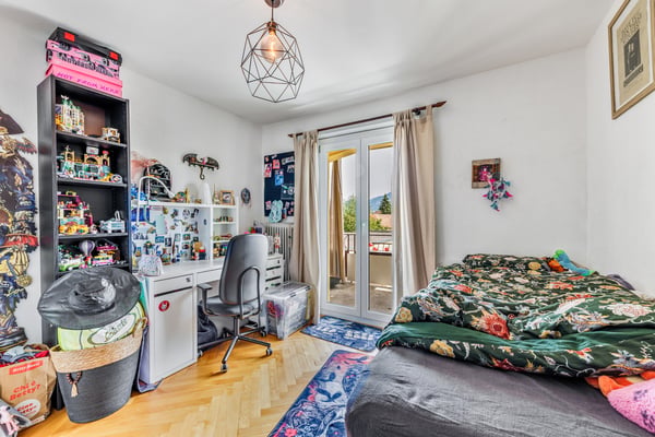 Appartement de 4.5 pièces au rez en PPE 5