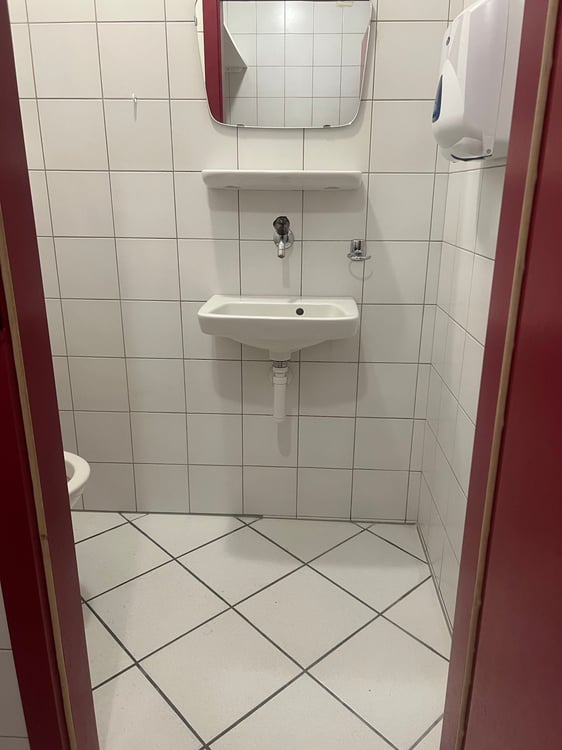 Local de loisirs à louer – Route du Châtelet 5, Fribourg 7