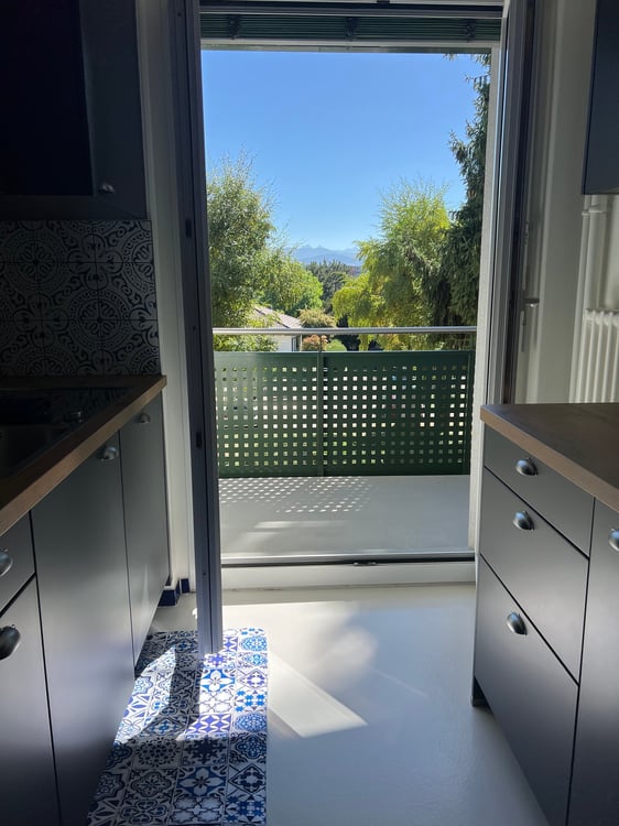 Appartement de 4 pièces avec balcon à Fribourg 8