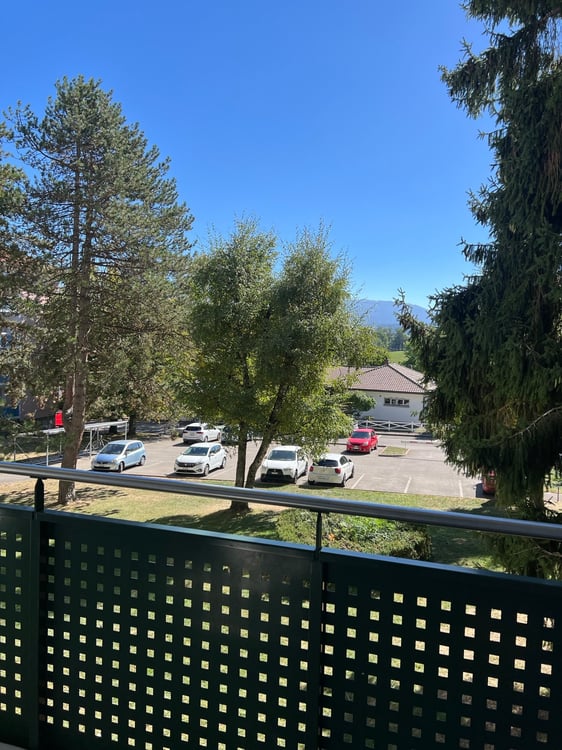 Appartement de 4 pièces avec balcon à Fribourg 4